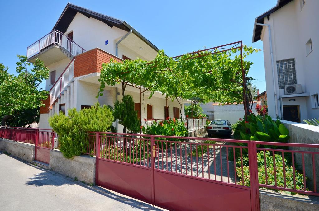 Apartments Branko Vodice Exteriér fotografie