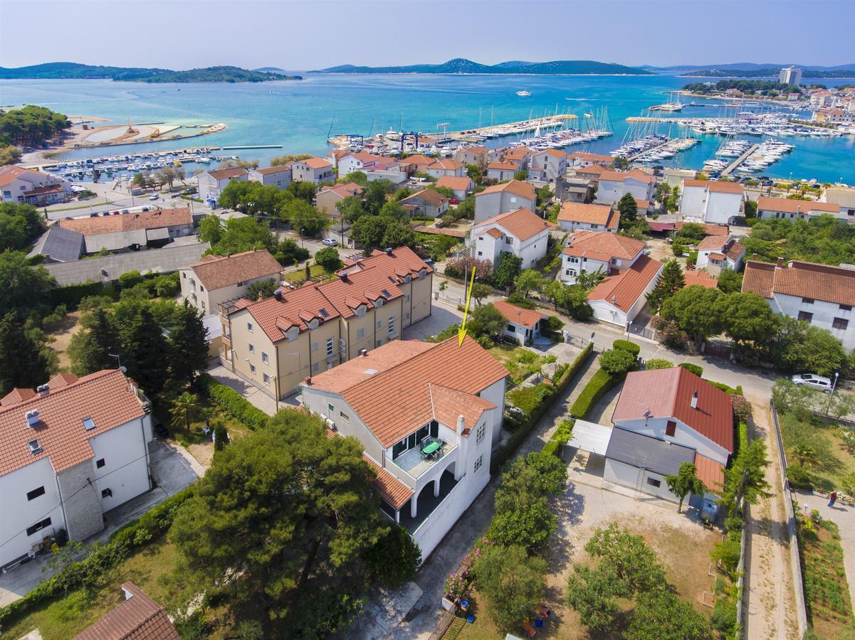 Apartments Branko Vodice Exteriér fotografie
