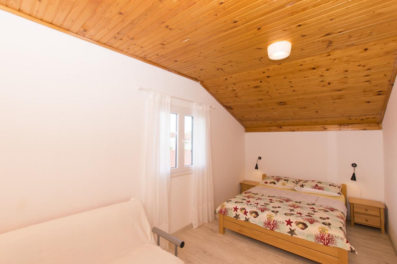 Apartments Branko Vodice Pokoj fotografie