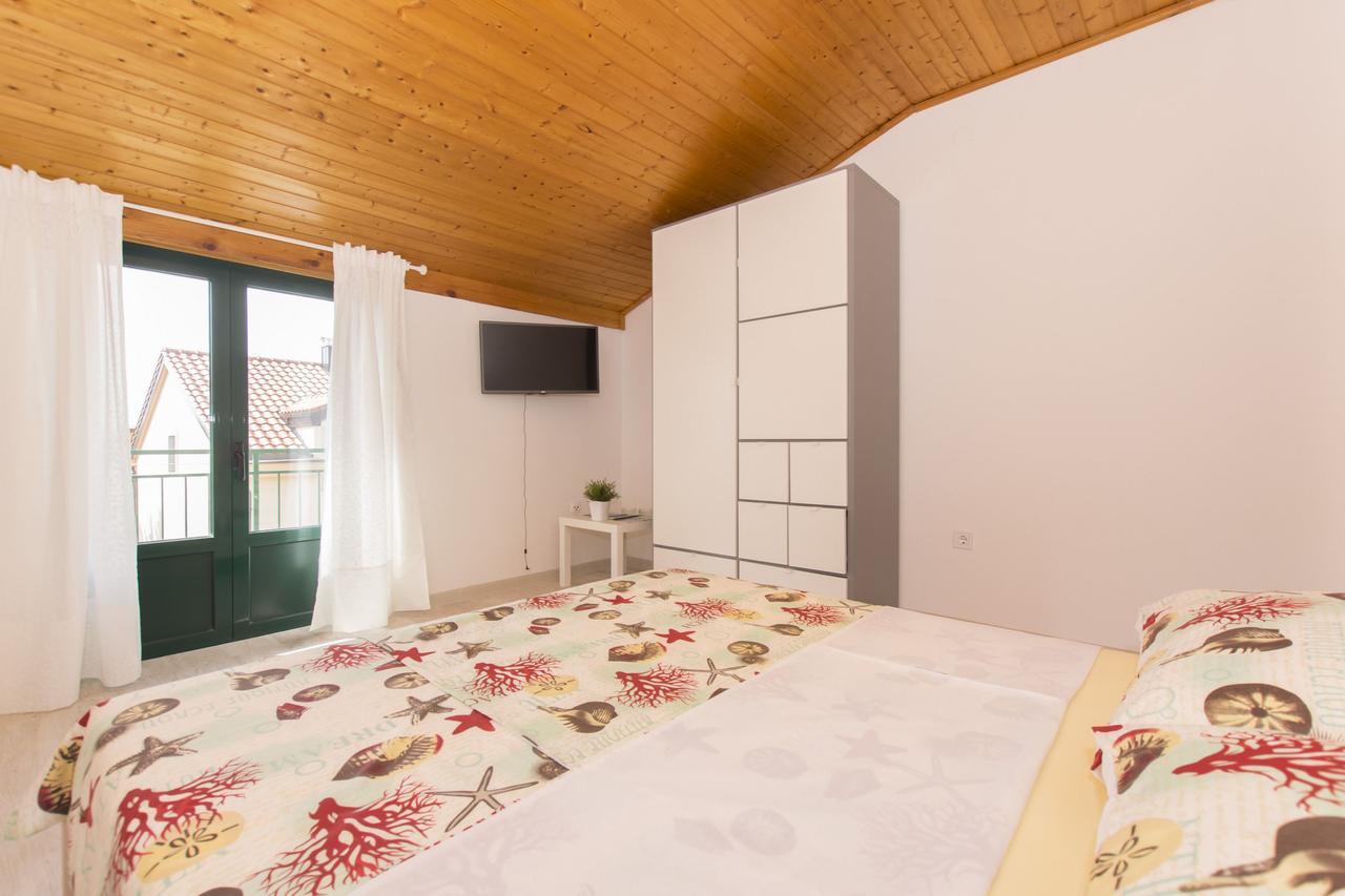 Apartments Branko Vodice Exteriér fotografie