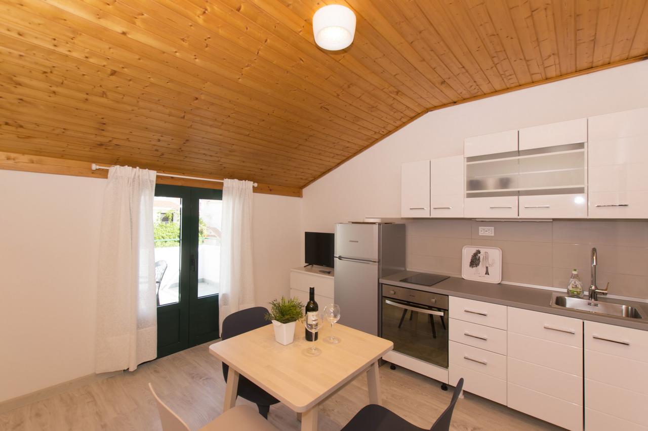 Apartments Branko Vodice Exteriér fotografie
